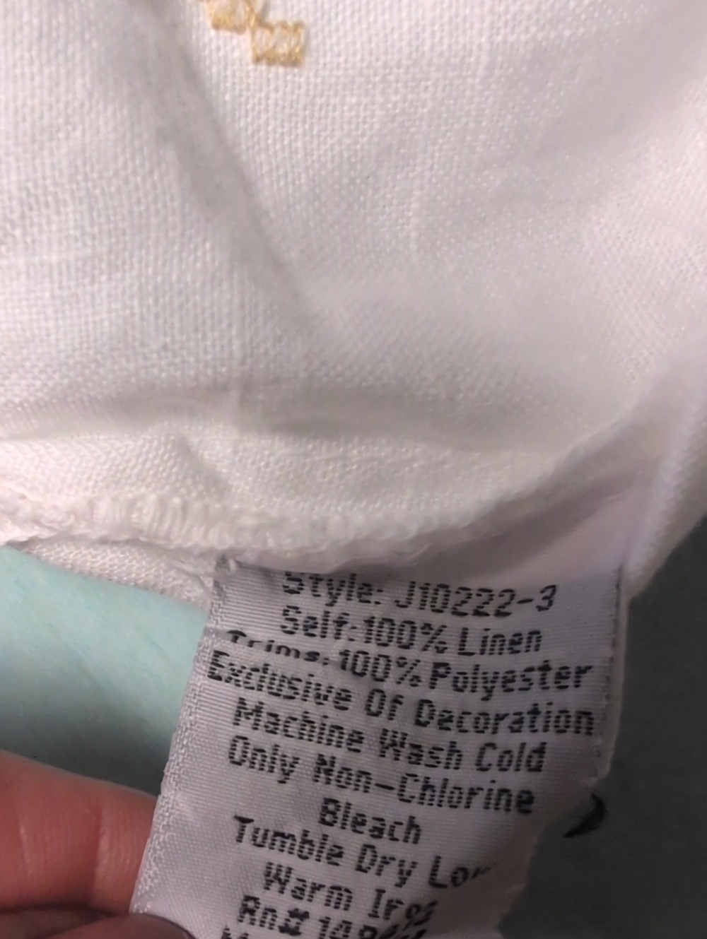 Johnny Was Mariposa White Linen Top. - Picture 7 of 10